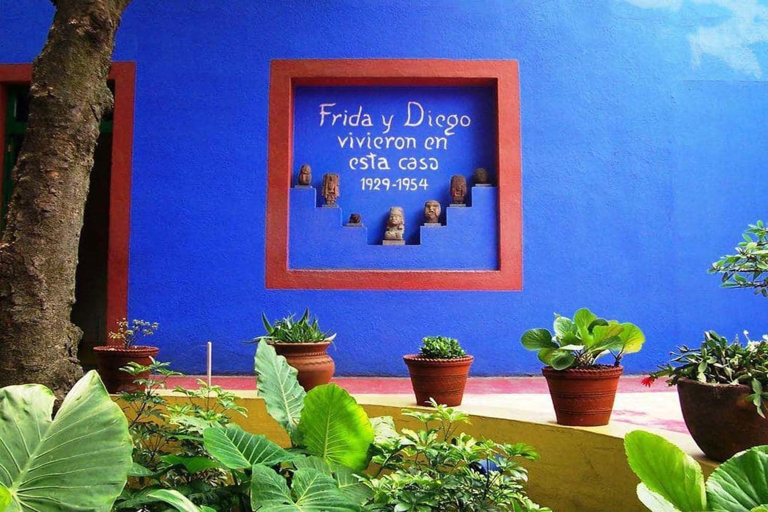Frida Kahlo blue house